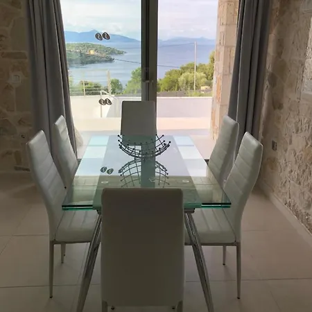 Villa Cu In Meganissi Katomerion