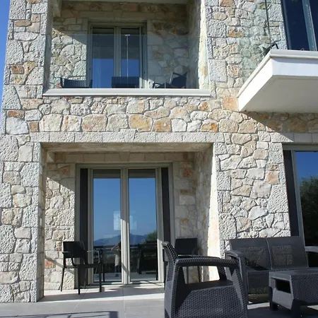 Villa Cu In Meganissi *