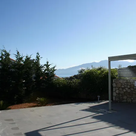 Cu In Meganissi Villa