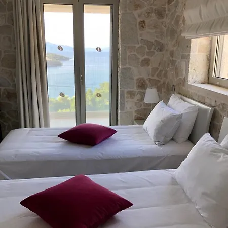 Cu In Meganissi Villa