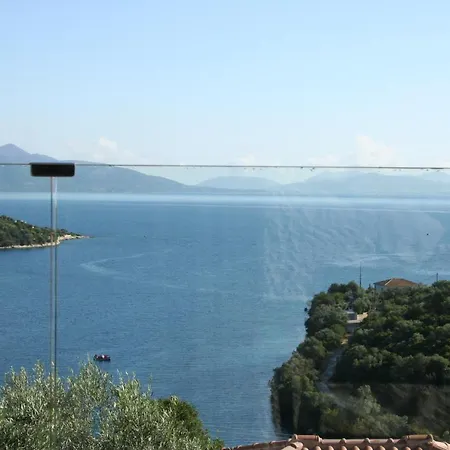 Cu In Meganissi Villa